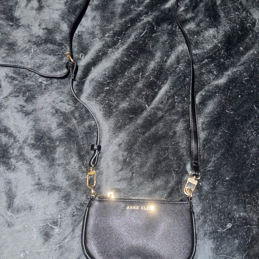 Anne Klein Black Crossbody purse